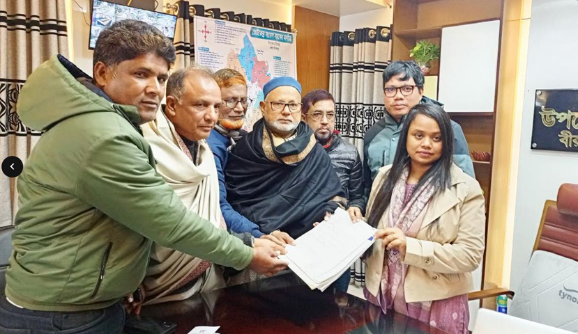দিনাজপুর-১ আসনে বিএনপির মনোনয়ন ফরম জমা দিলেন মনজুরুল ইসলাম