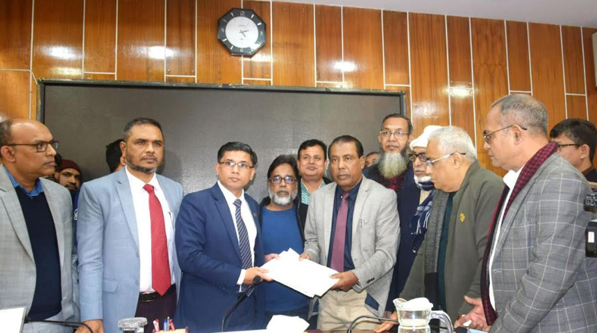 বগুড়ায় সাতটি আসনের ৩৯ জনের মনোনয়নপত্র