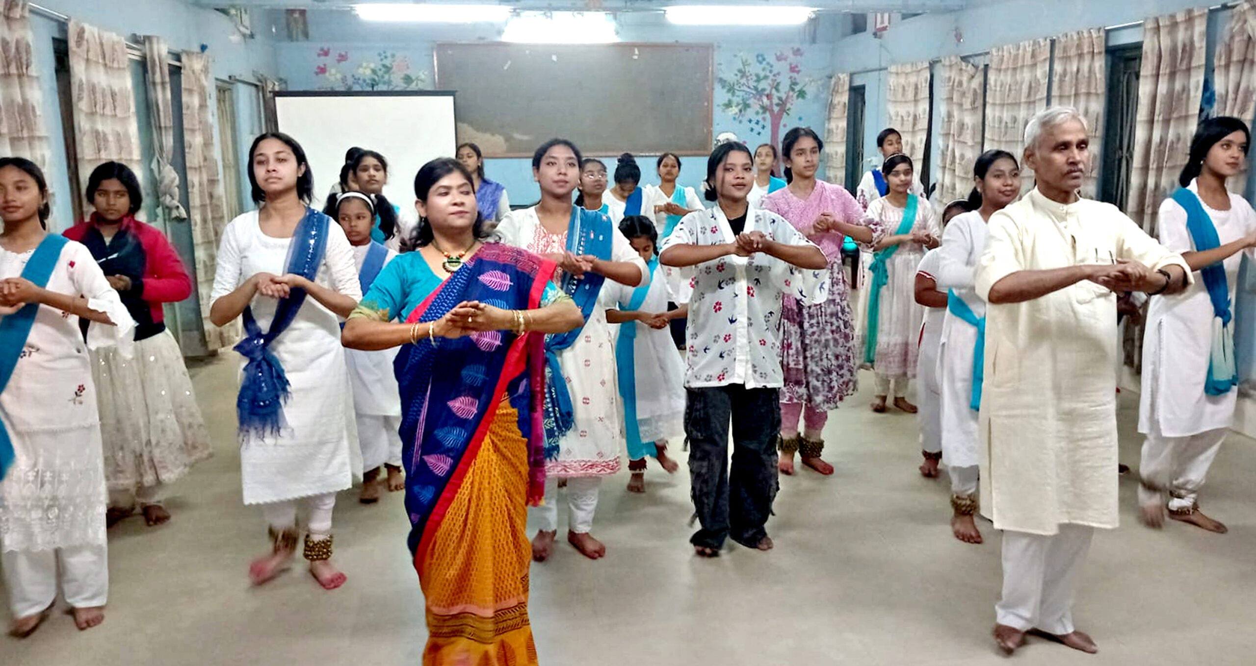 অগ্নিলা নৃত্য নিকেতনের উদ্যোগে চার দিনব্যাপী কত্থক নৃত্য প্রশিক্ষন সমাপ্ত