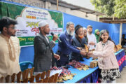 দিনাজপুরে লিটিল গার্ডেন কোচিং সেন্টারে কৃতি শিক্ষার্থীদেরকে সংবর্ধনা প্রদান