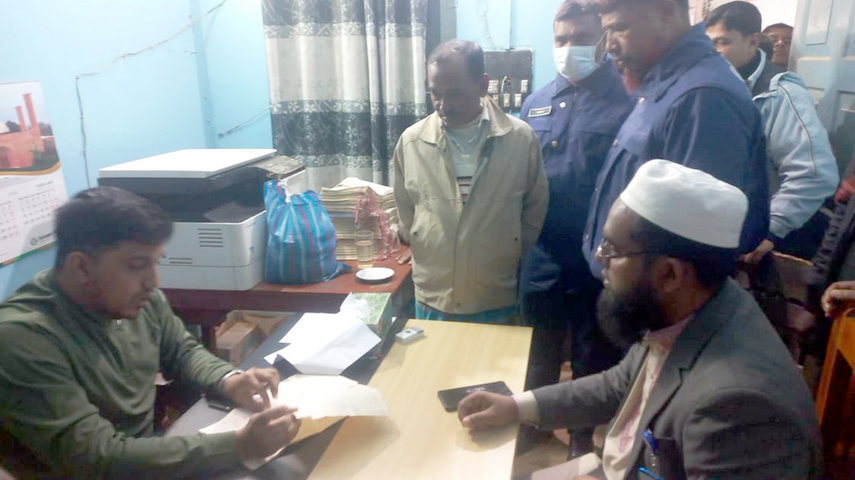 দলিল সম্পাদনে ভুয়া সার্টিফাইড কপিসহ দালাল আটক, ১৫ দিনের কারাদণ্ড