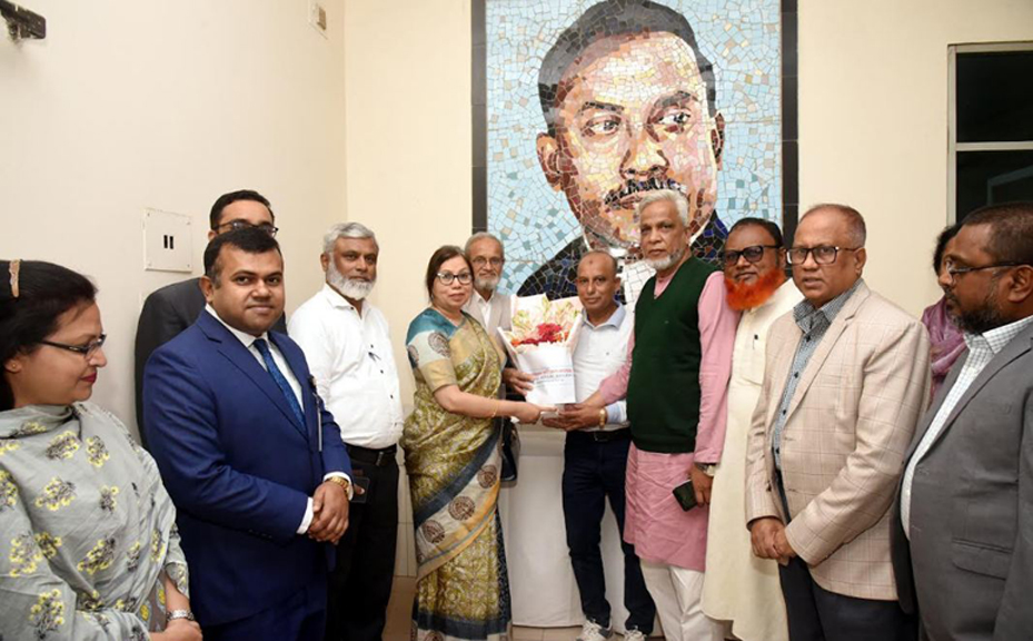 দিনাজপুরে প্রস্তাবিত ইম্পেরিয়াল মেডিকেল কলেজ পরিদর্শনে স্বাস্থ্য অধিদপ্তরের অতিরিক্ত মহাপরিচালক