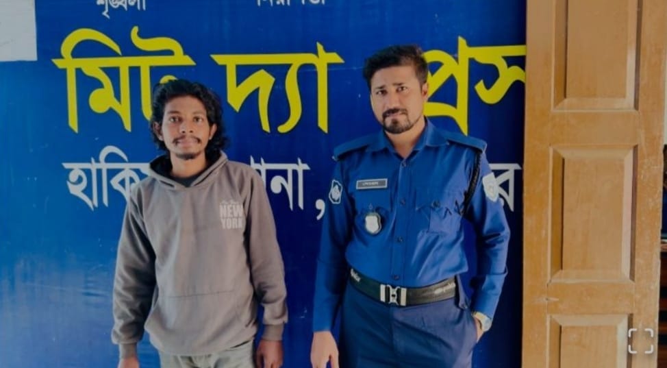 আটক বাংলাদেশী যুবককে ফেরত দিলো বিএসএফ