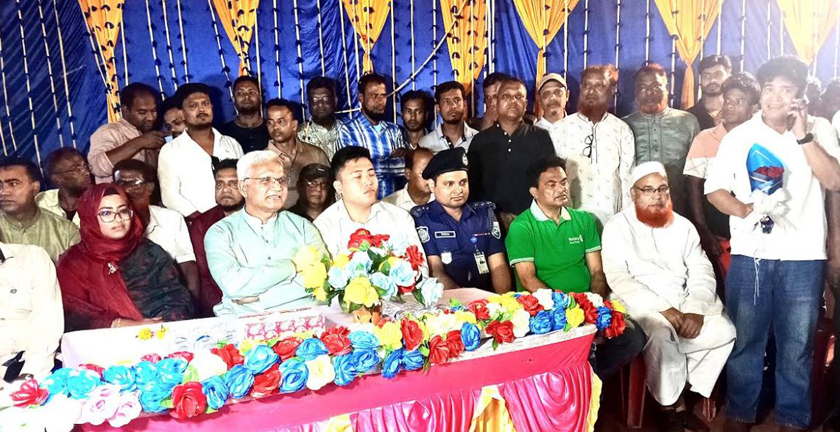 ধর্মের কোন ভেদাভেদ নেই আমাদের সবার রক্তের রং লাল –সমাজকল্যাণ মন্ত্রী ডা. জাহিদ হোসেন