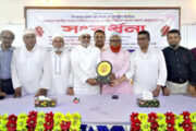 দিনাজপুর চেম্বার অব কমার্স এন্ড ইন্ডাস্ট্রিজের পক্ষ থেকে হুইপ আখতারুজ্জামান মিয়াকে সংবর্ধনা