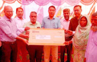 পাঁচবিবিতে ব্র্যাক কর্তৃক গবাদি প্রাণির বীমাদাবির অর্থ প্রদান