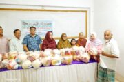 দিনাজপুরে অর্ধশতাধিক অসহায় পরিবারের মাঝে ইফতার সামগ্রী বিতরণ