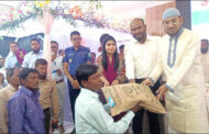 বিরলে অসুস্থদের মাঝে নগদ অর্থ এবং কৃষকের মাঝে ধানের বীজ ও সার বিতরণ