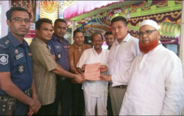 হাকিমপুরে মন্দির উন্নয়নে প্রধানমন্ত্রীর অনুদানের প্রকল্প হস্তান্তর