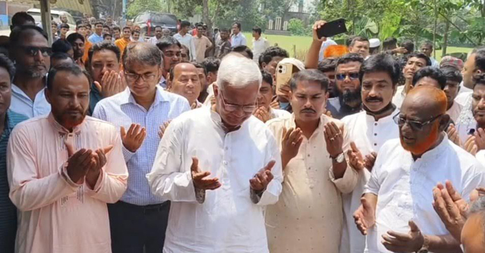 পাকা সড়ক নির্মাণ কাজের উদ্বোধন করলেন সমাজকল্যাণ মন্ত্রী ডা.জাহিদ হোসেন এমপি