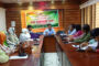 নবাবগঞ্জে অস্বাস্থ্যকর পরিবেশে খাবার বিক্রি, ভ্রাম্যমাণ আদালতে জরিমানা