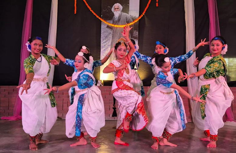 বগুড়ায় বিশ্বকবির জন্মজয়ন্তী নত্যৃানুষ্ঠান