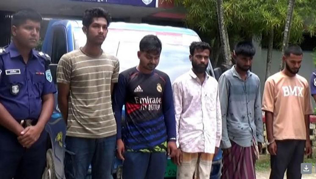 ঘোড়াঘাটে ৮ জন চোর ও ডাকাত গ্রেপ্তার