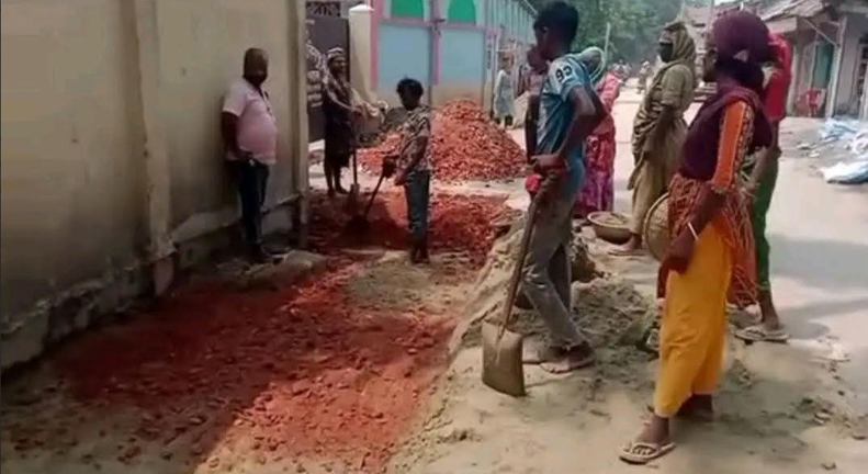 সংস্কার কাজে ব্যাপক অনিয়ম, তোয়াক্কা করছে না ঠিকাদার