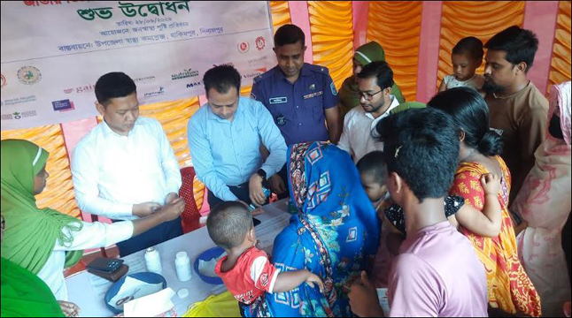 হিলিতে ভিটামিন এ প্লাস ক্যাম্পেইনের উদ্বোধন