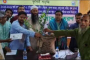 গোবিন্দগঞ্জে কৃষকদের মাঝে বিনামূল্যে গাছের চারা, বীজ ও সার বিতরণ