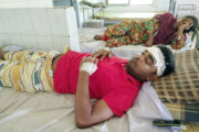 হাকিমপুরে মেয়েকে উত্যক্ত করার প্রতিবাদ করায় বাবাকে পিটিয়ে আহত