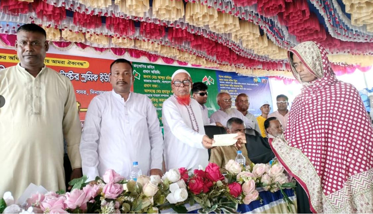 দিনাজপুর জেলা ট্রাক ট্যাংকলরী কাভার্ডভ্যান ও ট্রাক্টর শ্রমিক ইউনিয়নের ত্রি-বার্ষিক সাধারণ সভা অনুষ্ঠিত