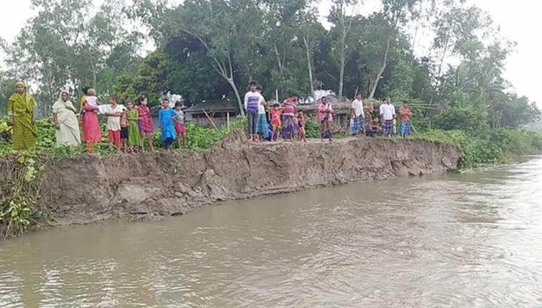 ধুনটে বাঙালি নদীতে ডুবে শিশু নিখোঁজ, উদ্ধার অভিযানে ডুবুরি দল