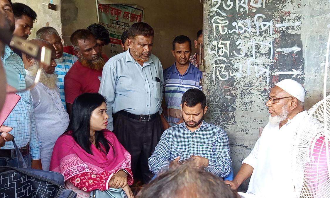 বিরলে অবৈধভাবে সার পরিবহণের দায়ে এক ডিলারকে ভ্রাম্যমান আদালতে দণ্ডাদেশ
