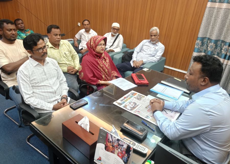 দিনাজপুর সিভিল সার্জনের সাথে বেসরকারি ক্লিনিক এন্ড ডায়াগনস্টিক মালিক সমিতি নেতৃবৃন্দের মতবিনিময় অনুষ্ঠিত
