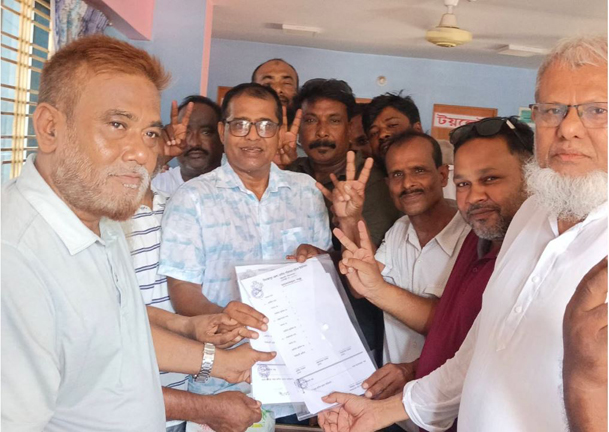 দিনাজপুরে মোটর পরিবহন শ্রমিক ইউনিয়নের ত্রি-বার্ষিক নির্বাচনের মনোনয়নপত্র সংগ্রহ শুরু