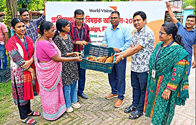 দিনাজপুরে প্রাণিসম্পদ বৃদ্ধি বিষয়ক অভিযানের উদ্বোধন