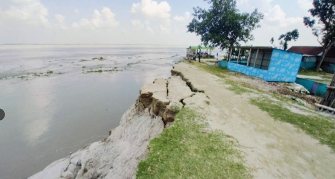 ধুনটে যমুনার শহড়াবাড়ি নৌবন্দরে ভয়াবহ ভাঙন, তিন মাসে বিলীন ৬০০ মিটার