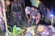 পাঁচবিবি সীমান্তে কষ্টিপাথর উদ্ধার করে বিজিবি