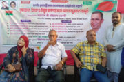 বদরগঞ্জে পাঁচ শতাধিক চারা গাছ  বিতরণ করলেন তরুণ প্রকৌশলী মাহমুদুল হাসান