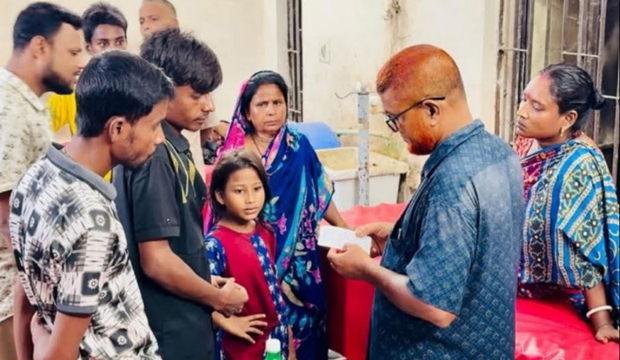 হিলিতে শিয়ালের কামড়ে নারী-শিশুসহ ৯ জন আহত
