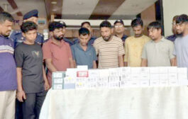 বগুড়ায় চুরির ৯৪টি মুঠোফোনসহ চোর চক্রের ৮ সদস্যকে বাস থেকে গ্রেপ্তার