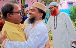 ভোটের লড়াই শেষে জামায়াত প্রার্থীর বাসায় ফুল নিয়ে ফয়সল