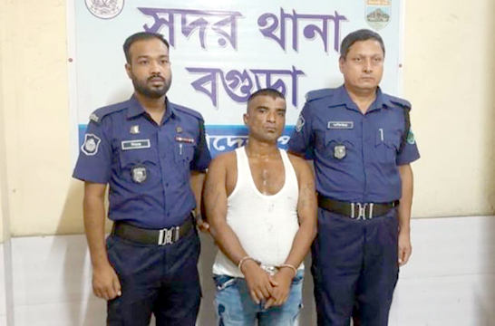 বগুড়ায় টহলরত পুলিশের ওপর হামলা, আসামী ছিনিয়ে নেয়ার চেষ্ঠা