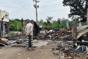 বিরামপুরে আগুনে পুড়ে ছাই ১০ বছরের স্বপ্ন, এক রাতেই নিঃস্ব দুই ব্যবসায়ী