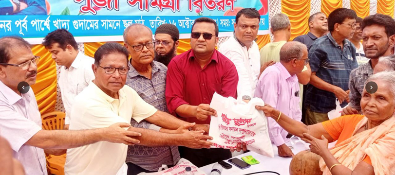 পাঁচবিবিতে দুর্গাপূজার উপহার দিলেন ছাত্রদল নেতা শামীম